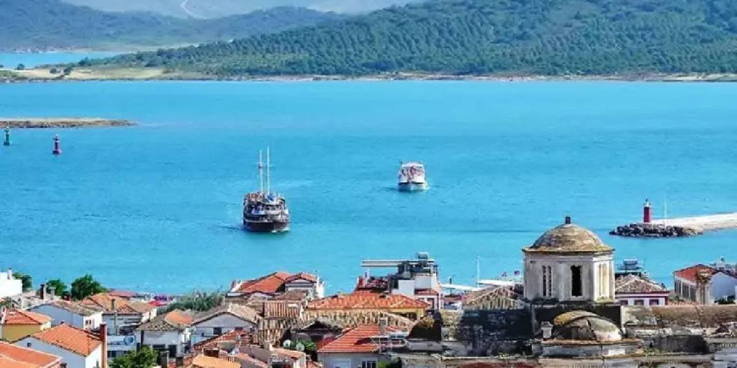 Türkiye’ye gelen her turistin listesinde burası var! Kültür, lezzet, manzara… Turist ziyaretinde zirveye oynuyor 3